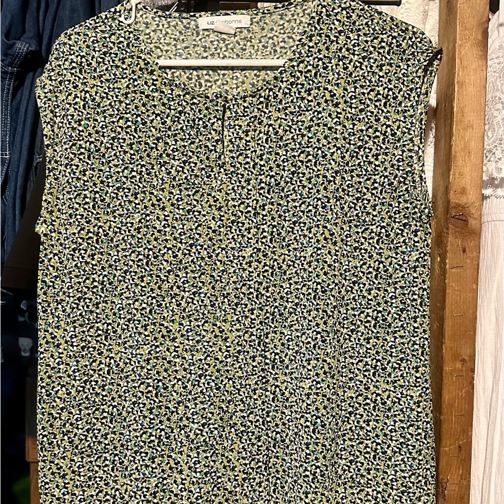 Sleeveless multi color blue, green, and white Great for warmer weather